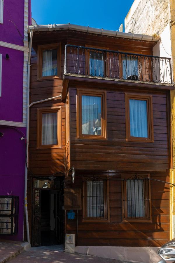Taksim Wooden House Hostel اسطنبول المظهر الخارجي الصورة