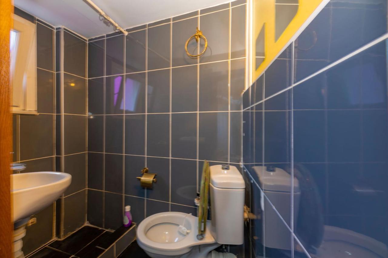 Taksim Wooden House Hostel اسطنبول المظهر الخارجي الصورة