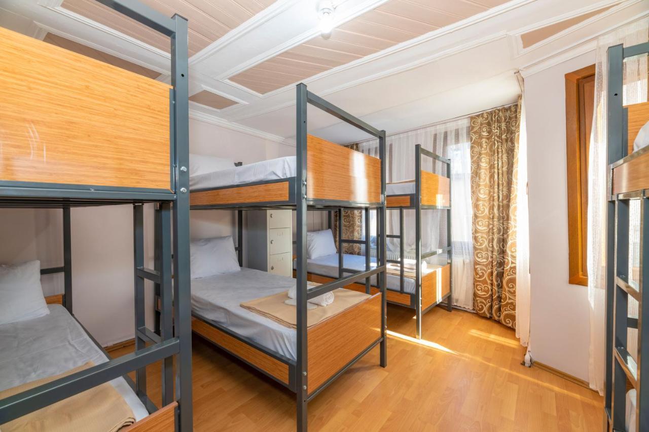 Taksim Wooden House Hostel اسطنبول المظهر الخارجي الصورة